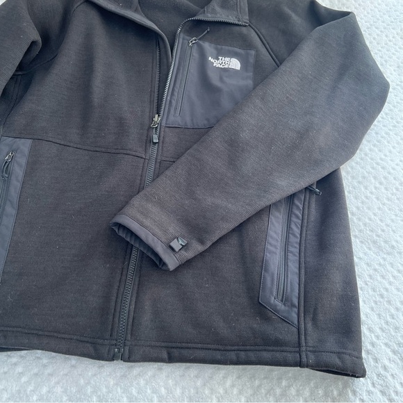 The North Face Black Performance Jacket - Picture 7 of 11